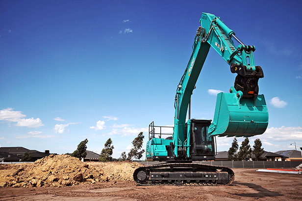Image First Customer To Purchase Gen 10 Model 5 - Kobelco Excavators